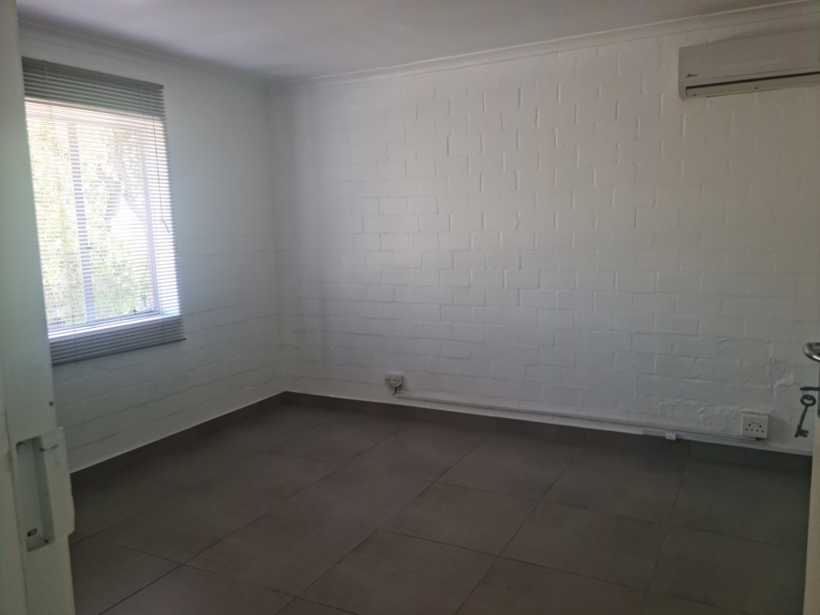 To Let commercial Property for Rent in Blackheath Industrial Western Cape